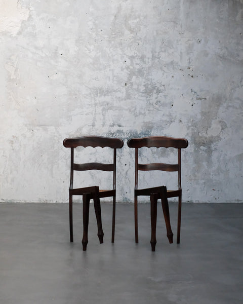 LUIZ PHILIPPE - CROSS-LEGGED CHAIR