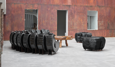 MARZIO CECCHI - SERPENTE SOFA BLACK VINYL
