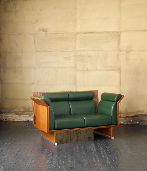UGO LA PIETRA - PRETENZIOSA SOFA