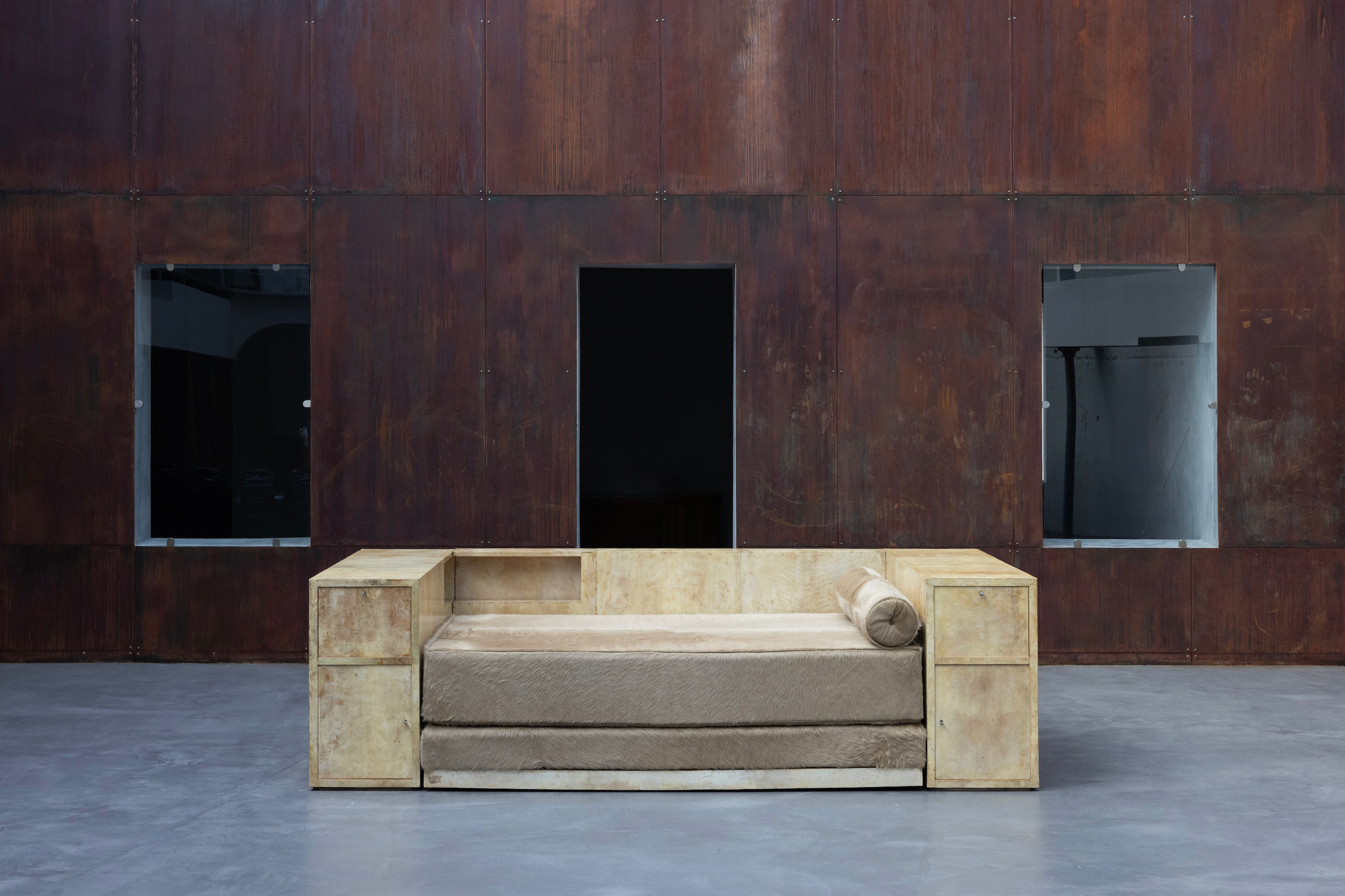 custom-slideshow-image-desktop-block_PRqzrd